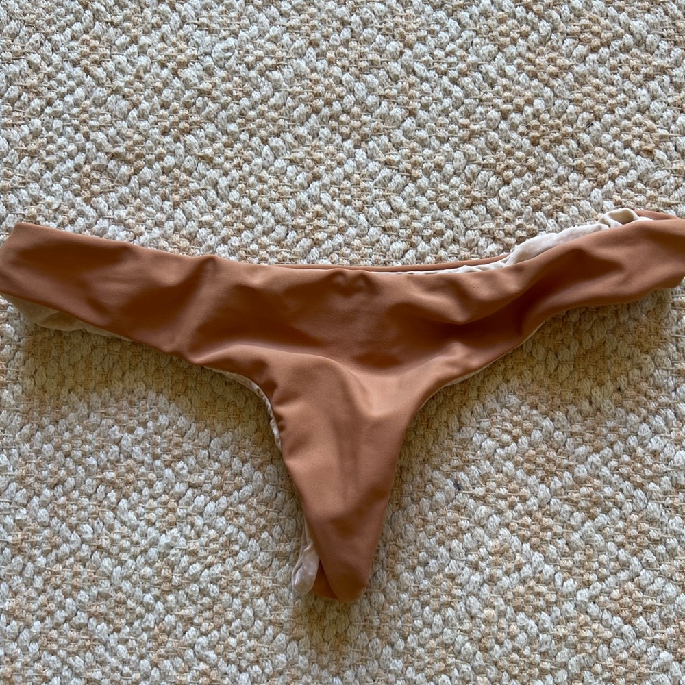 Acacia hookipa bottom in nude size petite (xs)